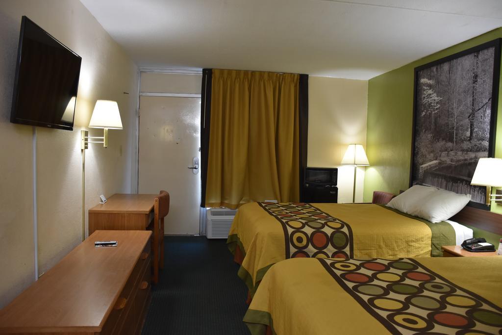 Super 8 By Wyndham Tifton Hotel Exterior foto