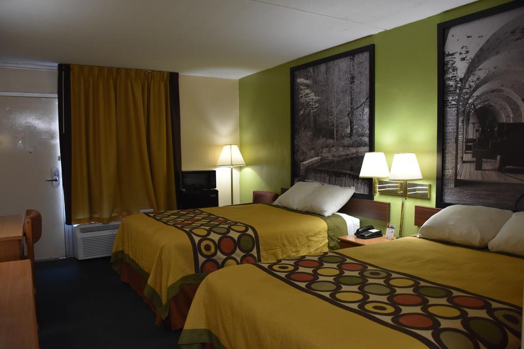 Super 8 By Wyndham Tifton Hotel Exterior foto