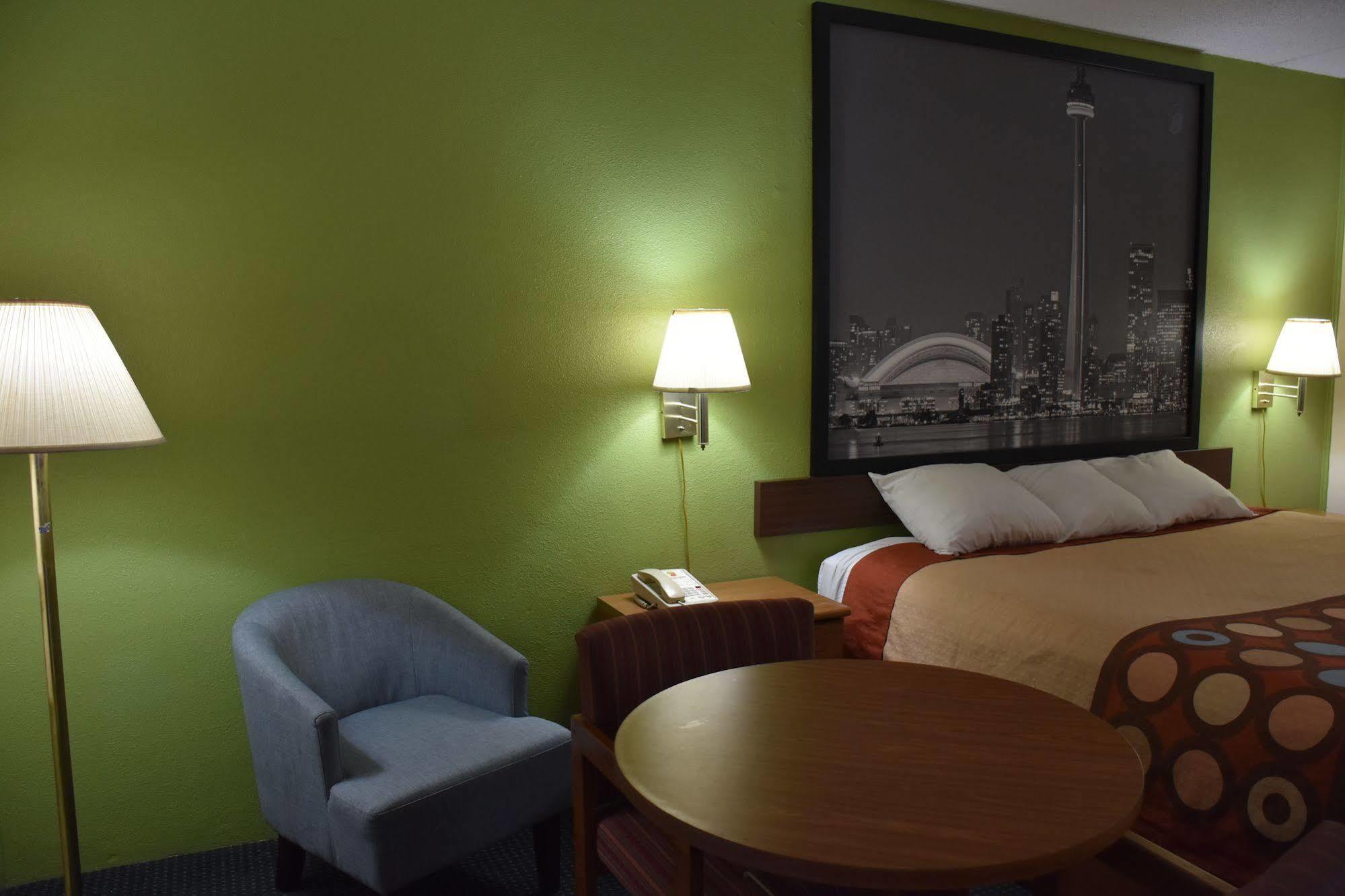 Super 8 By Wyndham Tifton Hotel Exterior foto